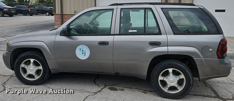 image for item EJ6253 2008 Chevrolet Trailblazer LS SUV