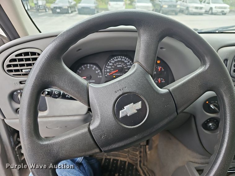 image for item EJ6253 2008 Chevrolet Trailblazer LS SUV