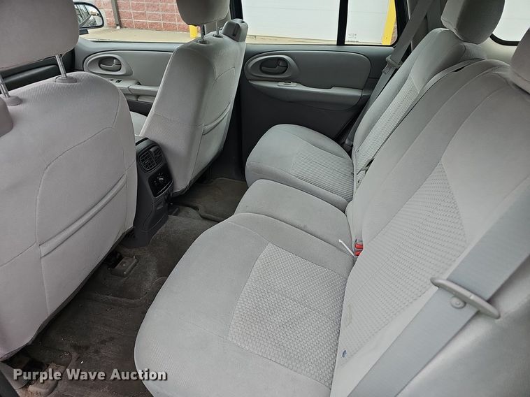 image for item EJ6253 2008 Chevrolet Trailblazer LS SUV