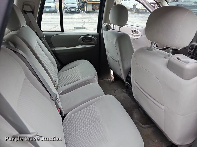 image for item EJ6253 2008 Chevrolet Trailblazer LS SUV