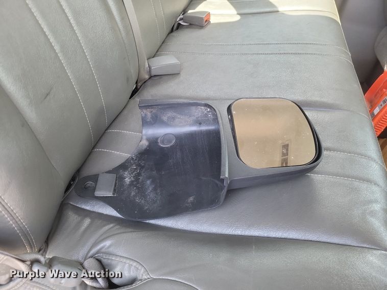 image for item EJ7858 2017 GMC Savana 3500 van