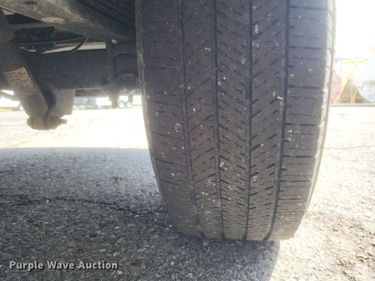 image for item EJ7858 2017 GMC Savana 3500 van