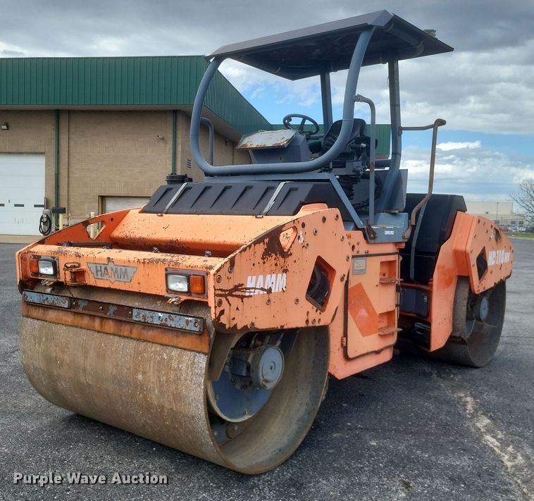 image for item EJ7864 2004 Hamm HD110HV double drum vibratory roller