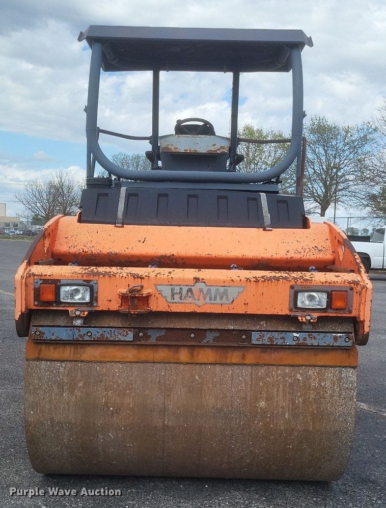 image for item EJ7864 2004 Hamm HD110HV double drum vibratory roller