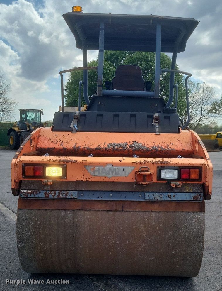 image for item EJ7864 2004 Hamm HD110HV double drum vibratory roller