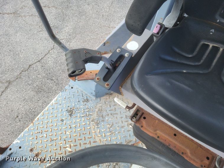 image for item EJ7864 2004 Hamm HD110HV double drum vibratory roller