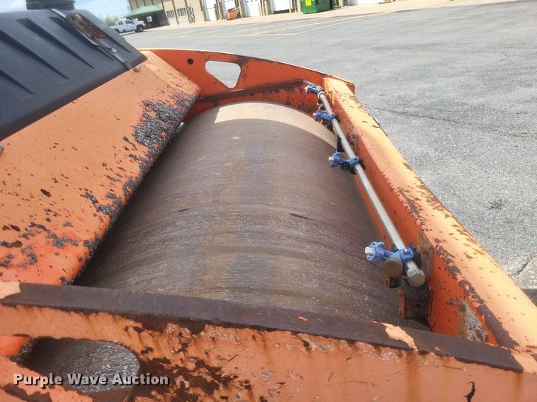 image for item EJ7864 2004 Hamm HD110HV double drum vibratory roller