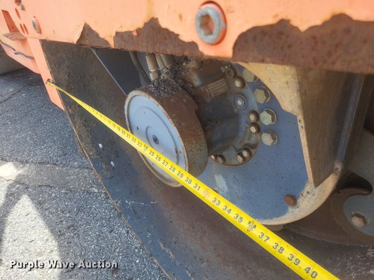 image for item EJ7864 2004 Hamm HD110HV double drum vibratory roller