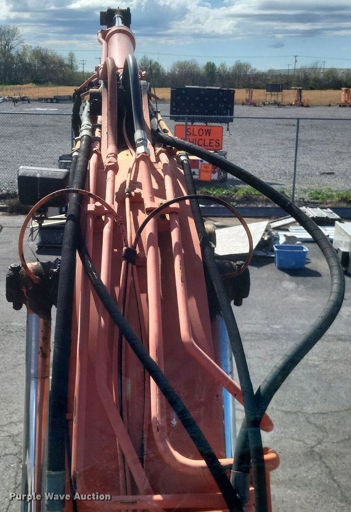 image for item EJ7867 2006 Hitachi  Zaxis 135US excavator