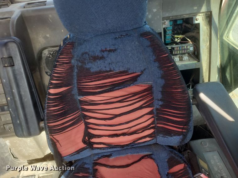 image for item EJ7867 2006 Hitachi  Zaxis 135US excavator