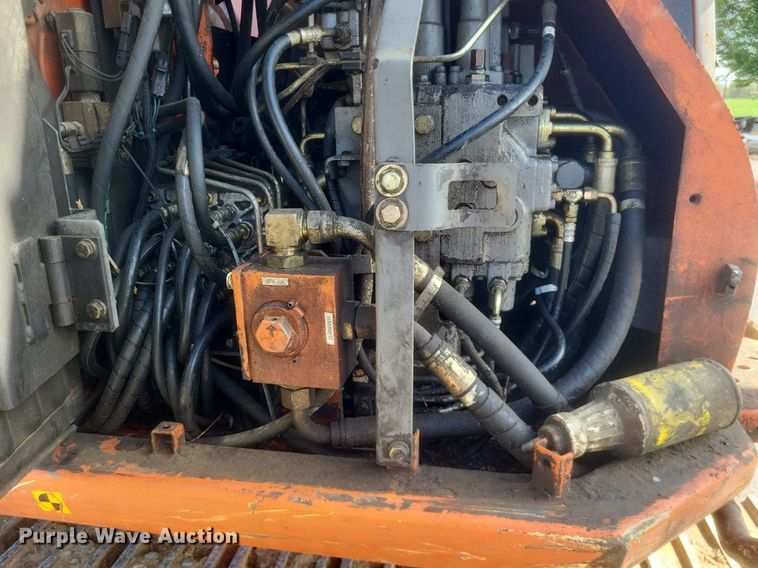 image for item EJ7867 2006 Hitachi  Zaxis 135US excavator