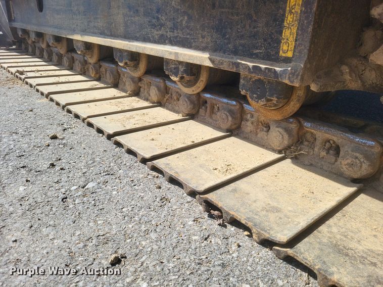 image for item EJ7867 2006 Hitachi  Zaxis 135US excavator