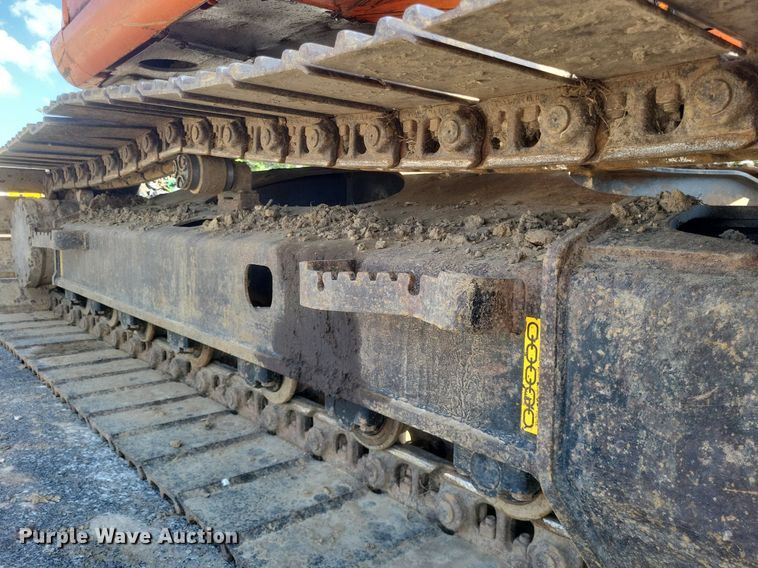 image for item EJ7867 2006 Hitachi  Zaxis 135US excavator