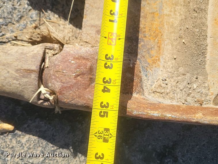 image for item EJ7867 2006 Hitachi  Zaxis 135US excavator