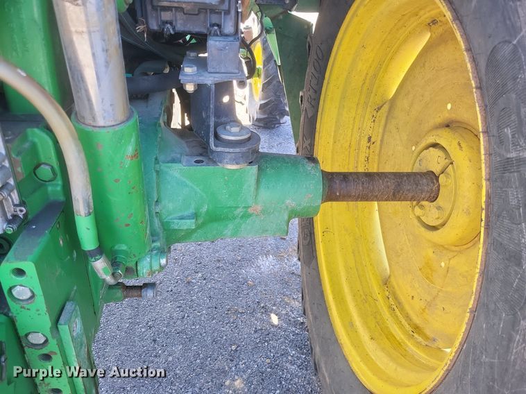 image for item EJ7869 2009 John Deere 7130 tractor