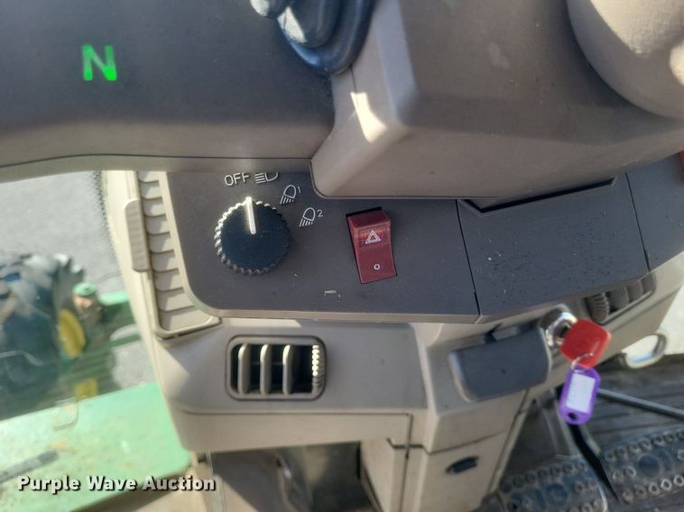 image for item EJ7869 2009 John Deere 7130 tractor