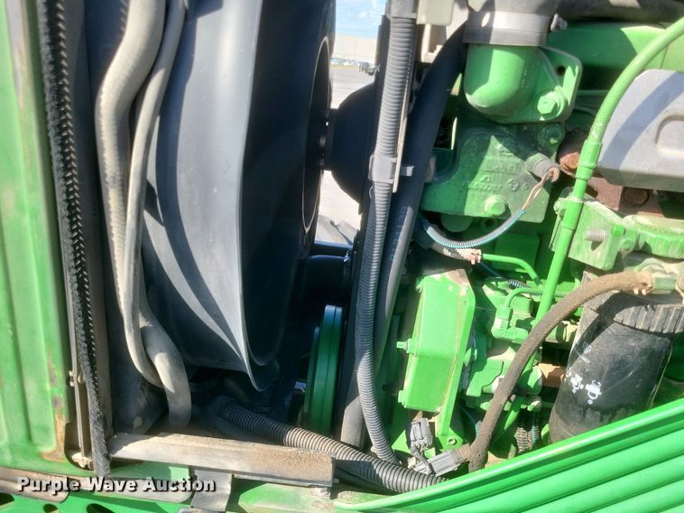 image for item EJ7869 2009 John Deere 7130 tractor