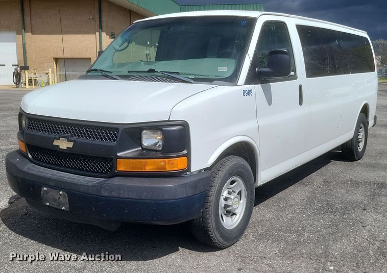 image for item EJ7872 2014 Chevrolet Express 3500 van