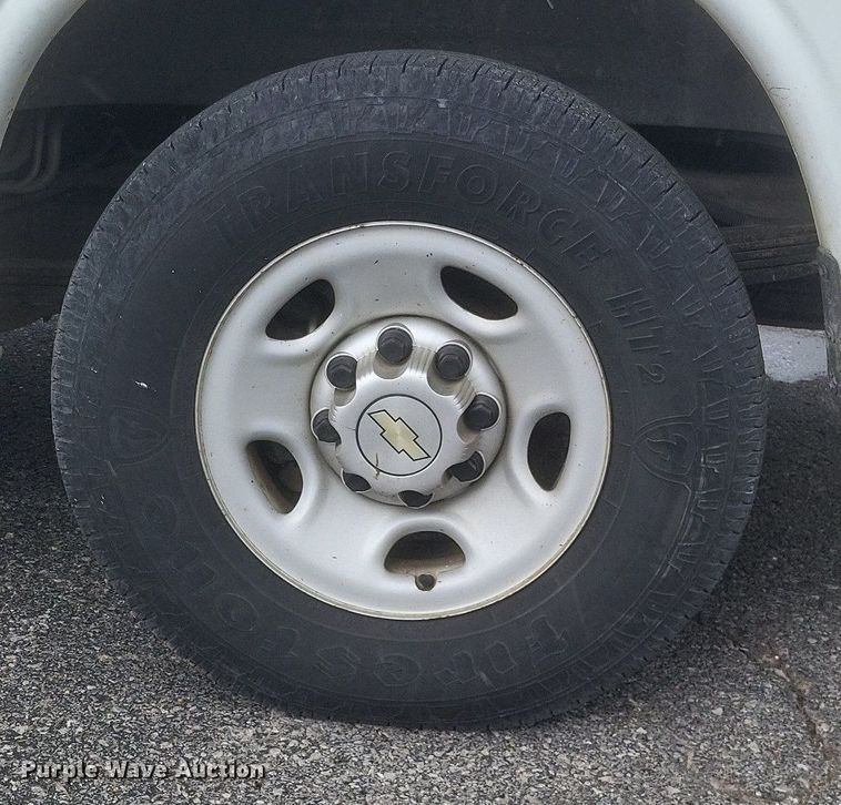 image for item EJ7872 2014 Chevrolet Express 3500 van