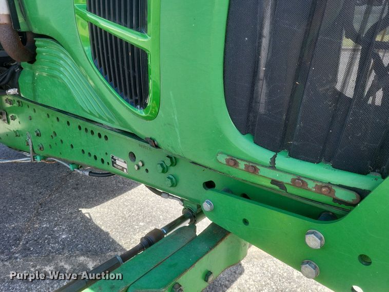 image for item EJ7874 2009 John Deere 7130 tractor