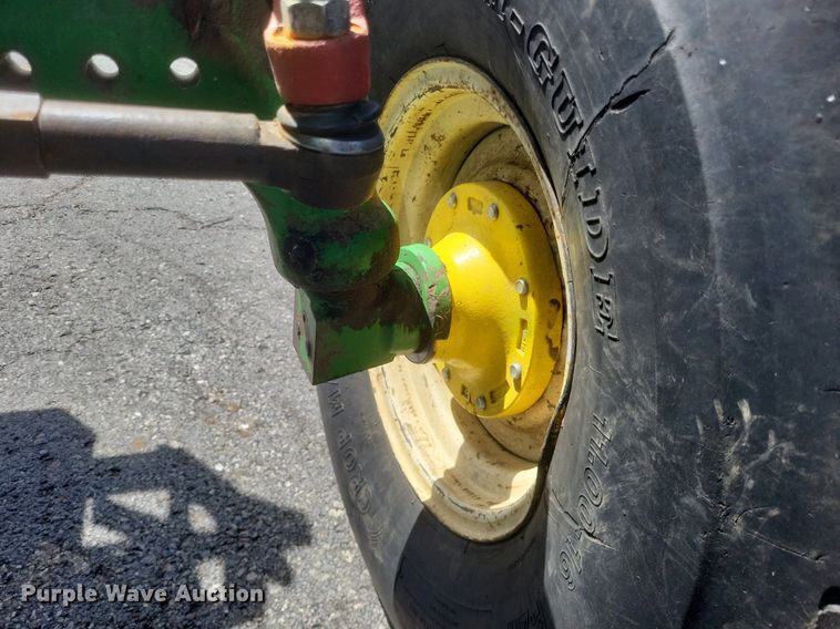 image for item EJ7874 2009 John Deere 7130 tractor