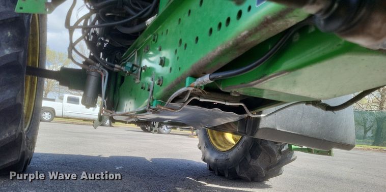 image for item EJ7874 2009 John Deere 7130 tractor