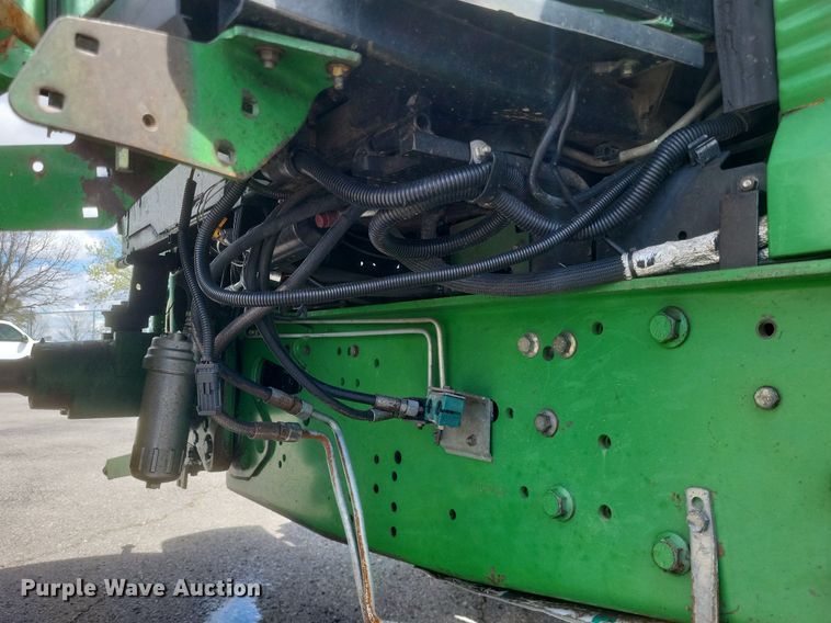 image for item EJ7874 2009 John Deere 7130 tractor