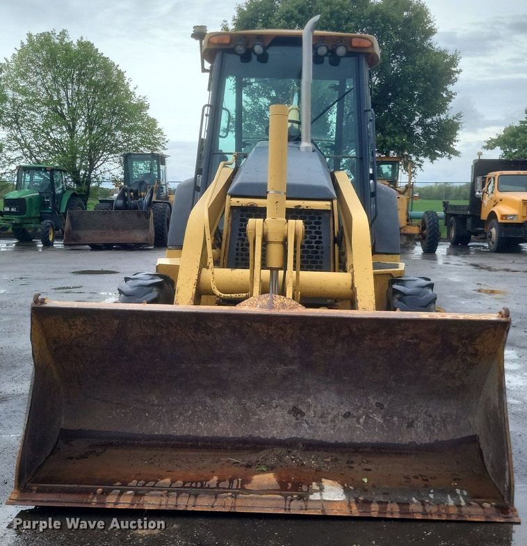 image for item EJ7884 2007 John Deere 310SG backhoe