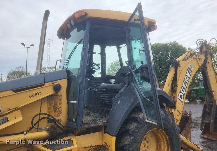 image for item EJ7884 2007 John Deere 310SG backhoe