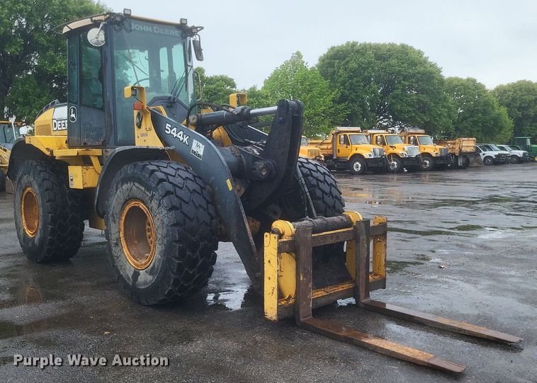 image for item EJ7885 2010 John Deere 544K wheel loader