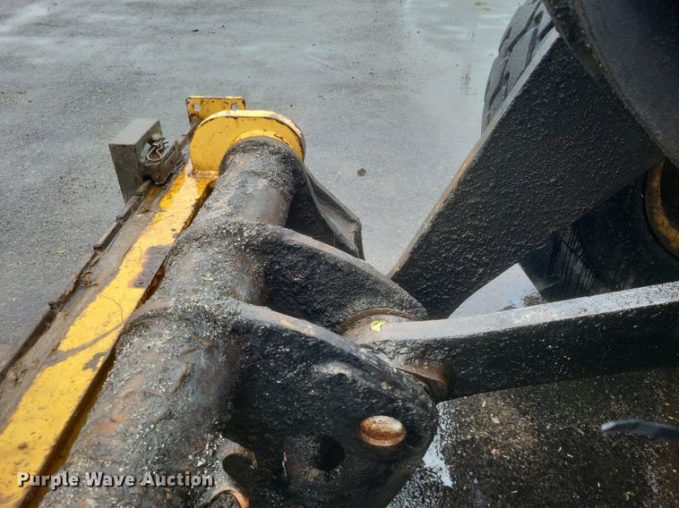 image for item EJ7885 2010 John Deere 544K wheel loader