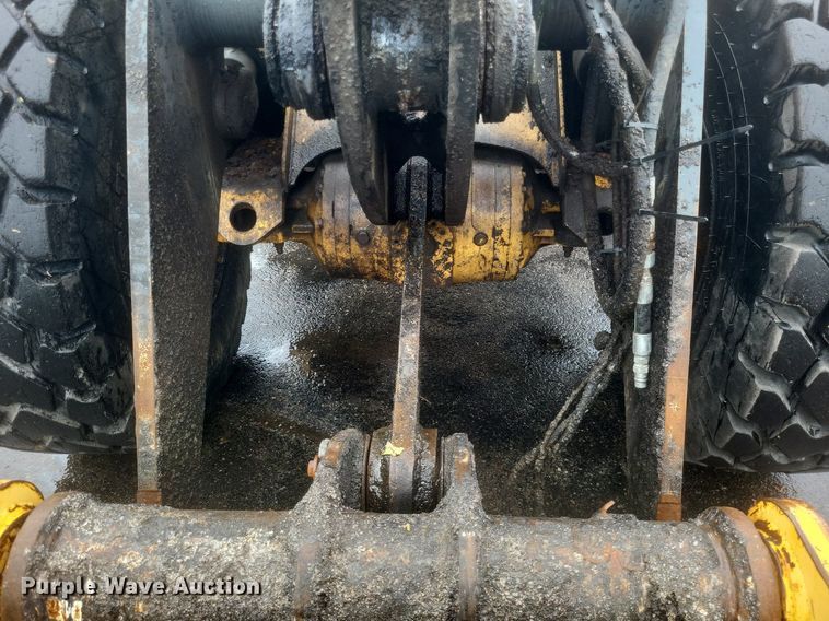 image for item EJ7885 2010 John Deere 544K wheel loader