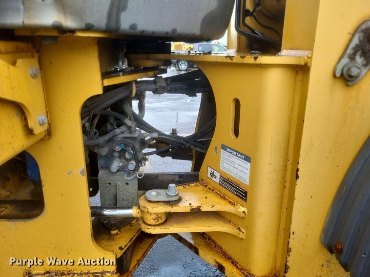 image for item EJ7885 2010 John Deere 544K wheel loader