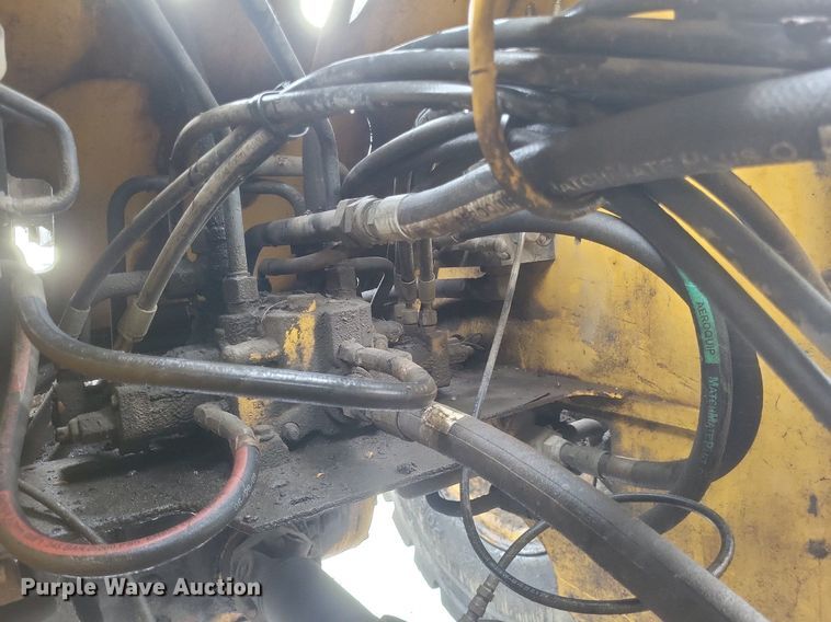 image for item EJ7885 2010 John Deere 544K wheel loader