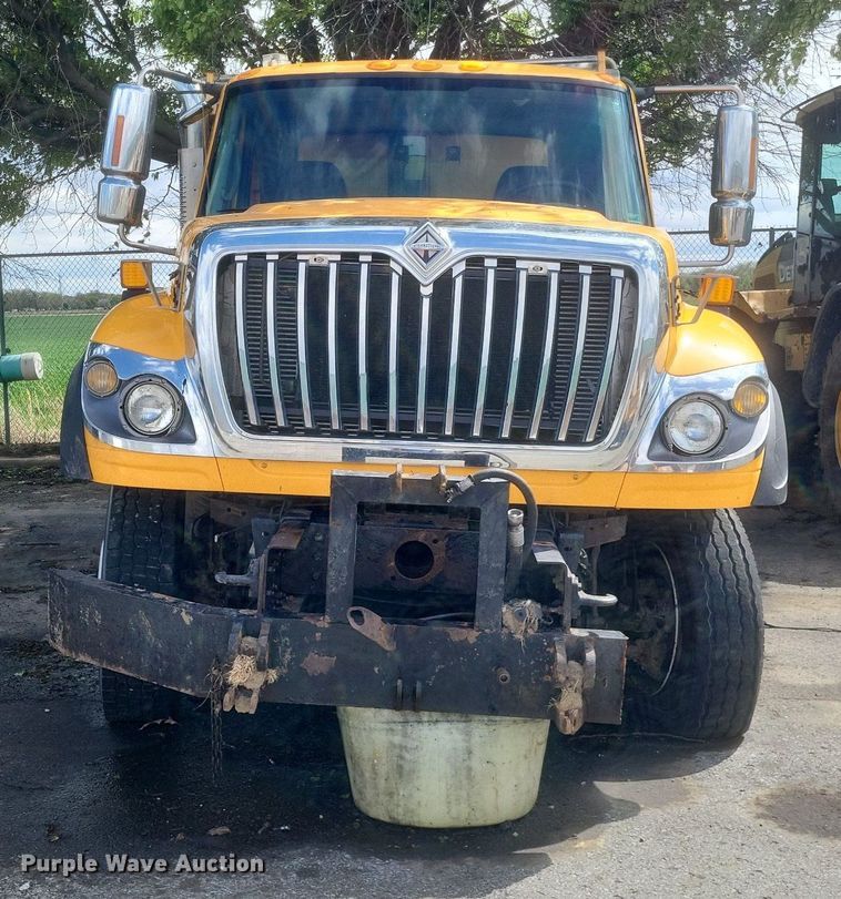 image for item EJ7888 2009 International WorkStar 7600 dump truck