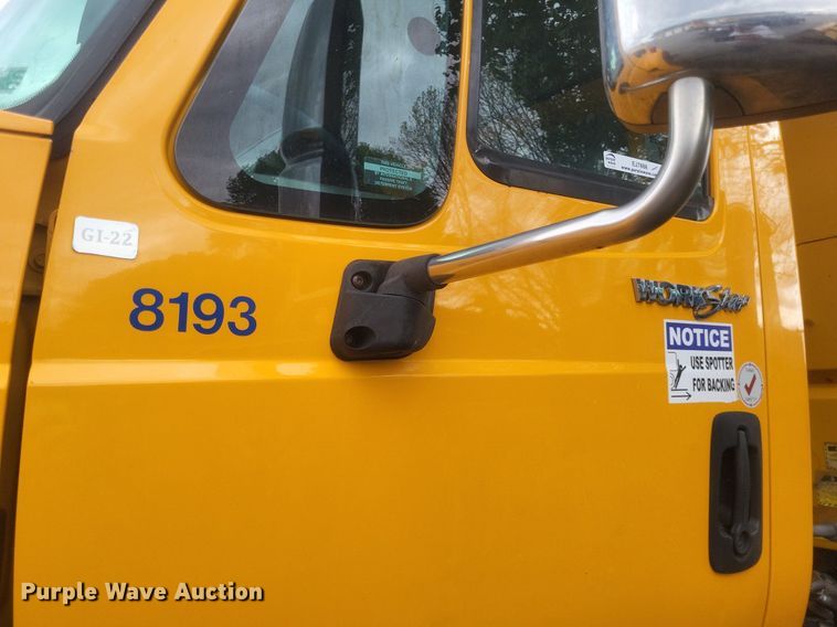 image for item EJ7888 2009 International WorkStar 7600 dump truck