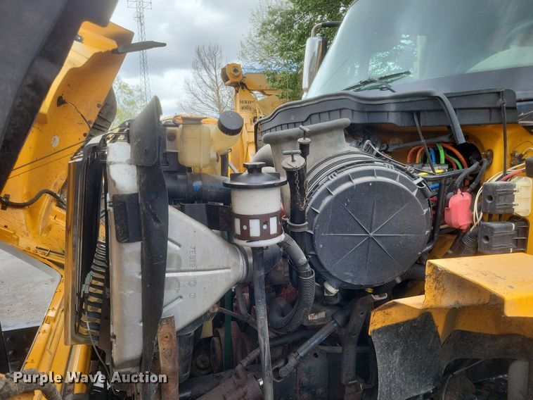 image for item EJ7888 2009 International WorkStar 7600 dump truck