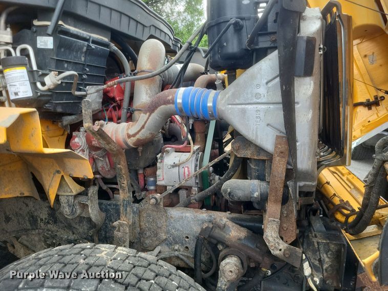 image for item EJ7888 2009 International WorkStar 7600 dump truck