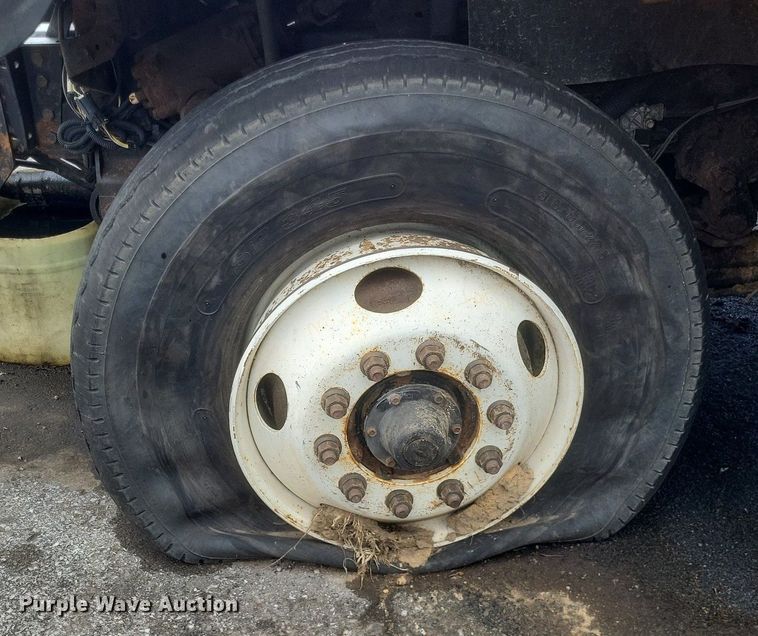 image for item EJ7888 2009 International WorkStar 7600 dump truck