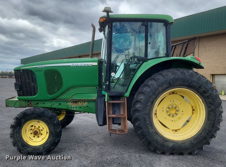 image for item EJ7889 2004 John Deere 6615 tractor