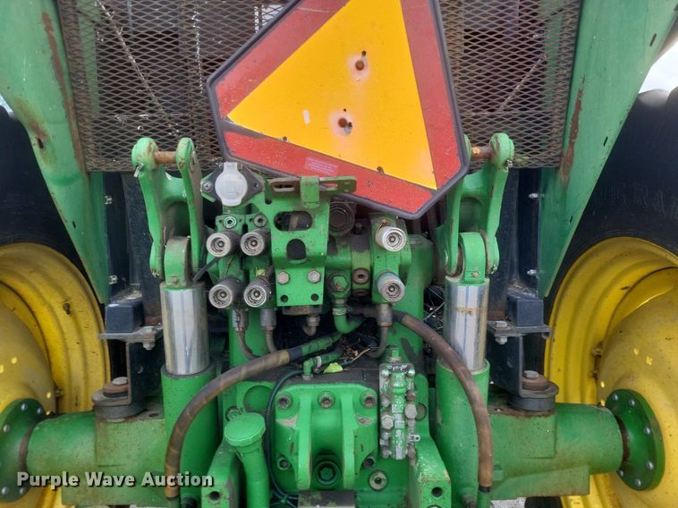 image for item EJ7889 2004 John Deere 6615 tractor