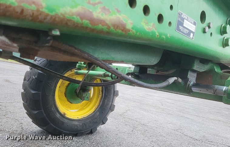 image for item EJ7889 2004 John Deere 6615 tractor