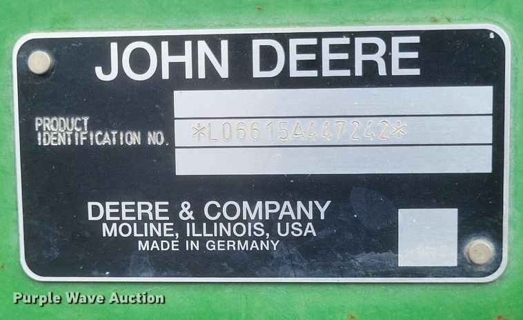 image for item EJ7889 2004 John Deere 6615 tractor