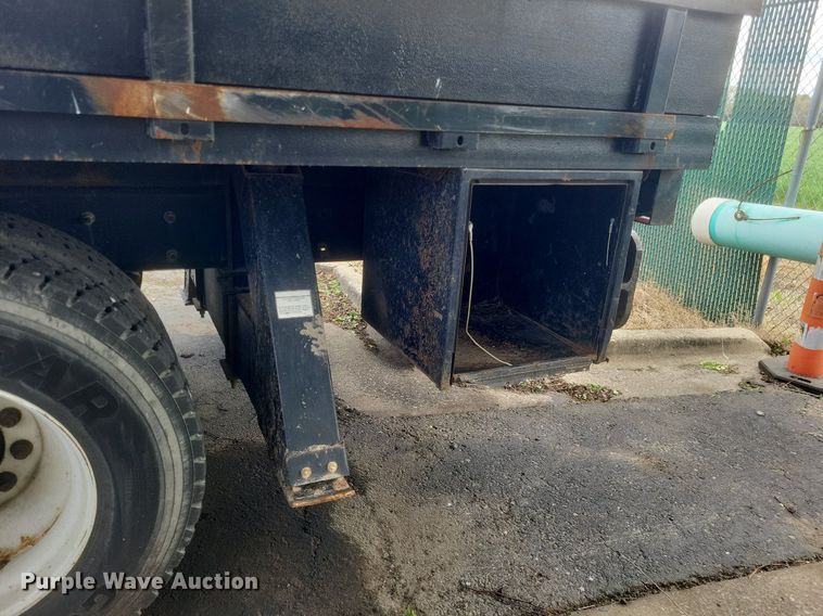 image for item EJ7890 2012 International WorkStar 7300 crane truck