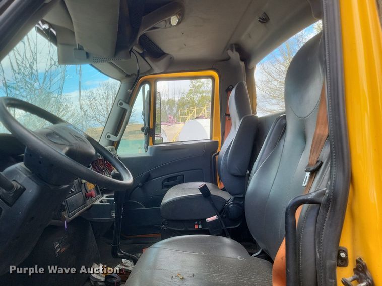 image for item EJ7890 2012 International WorkStar 7300 crane truck