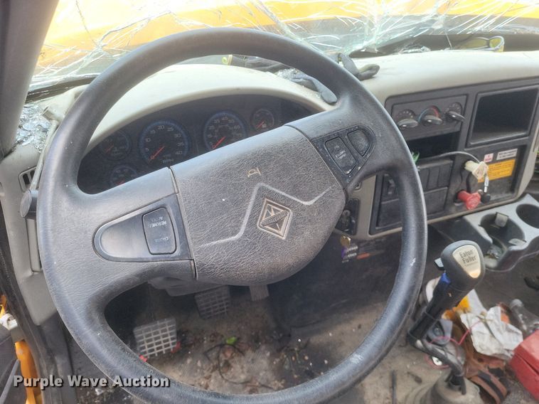 image for item EJ7890 2012 International WorkStar 7300 crane truck