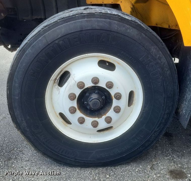 image for item EJ7890 2012 International WorkStar 7300 crane truck