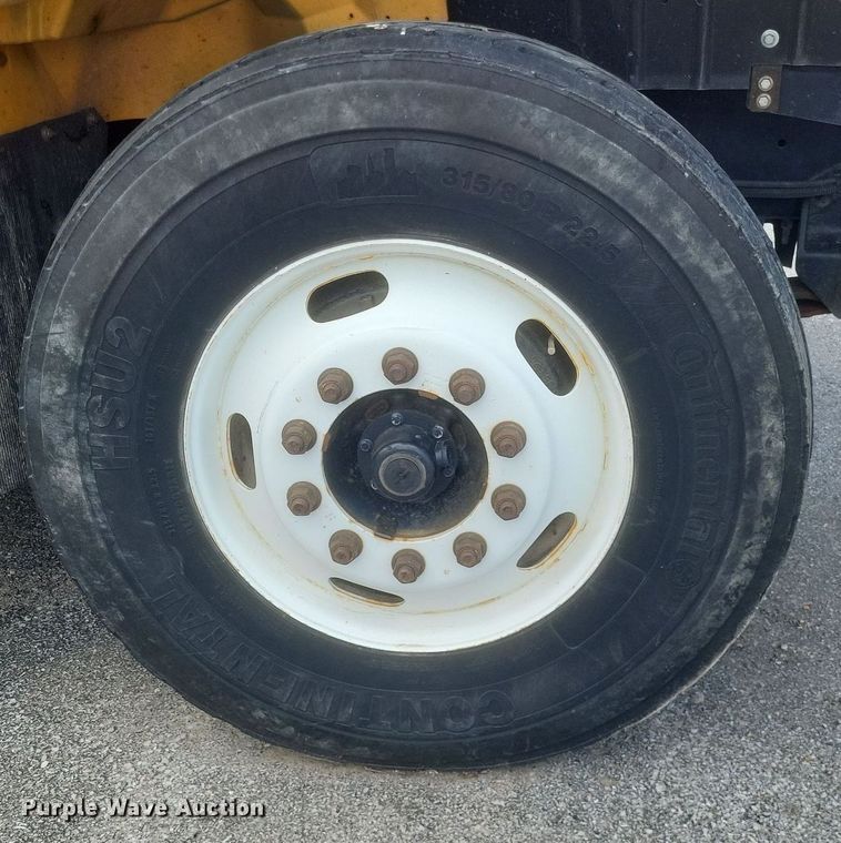 image for item EJ7890 2012 International WorkStar 7300 crane truck