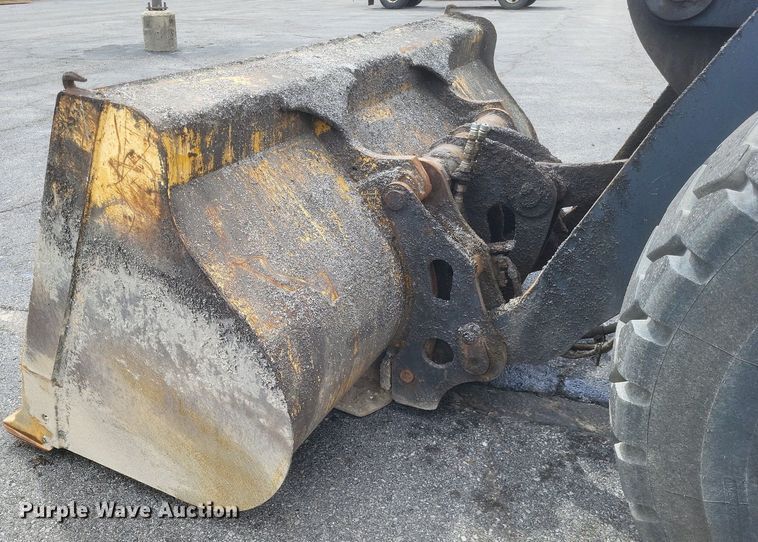 image for item EJ7891 2011 John Deere 544K wheel loader