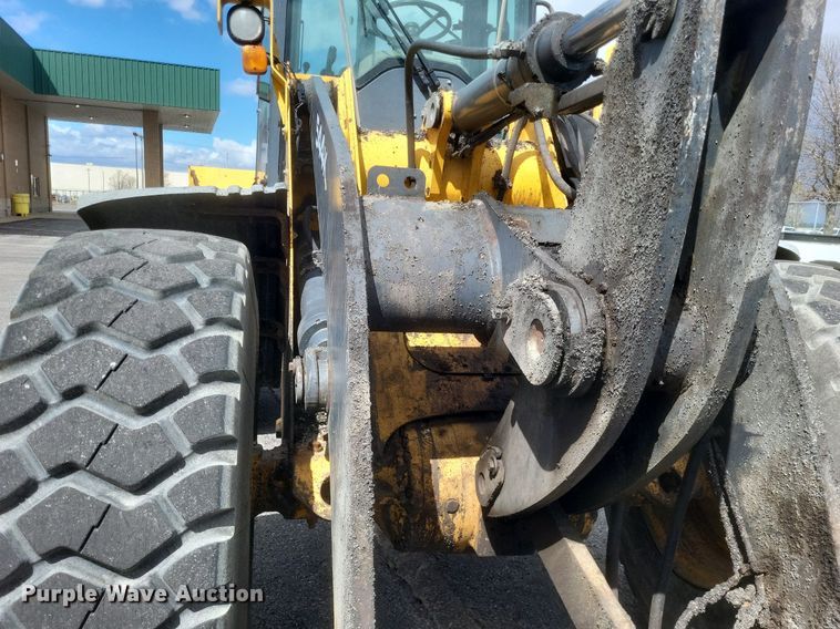 image for item EJ7891 2011 John Deere 544K wheel loader